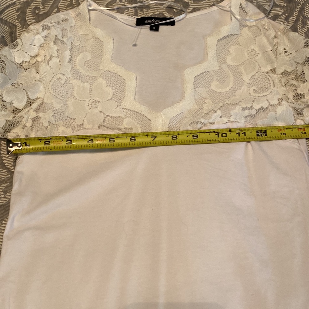 Lacey white long sleeve shirt - Picture 9 of 14